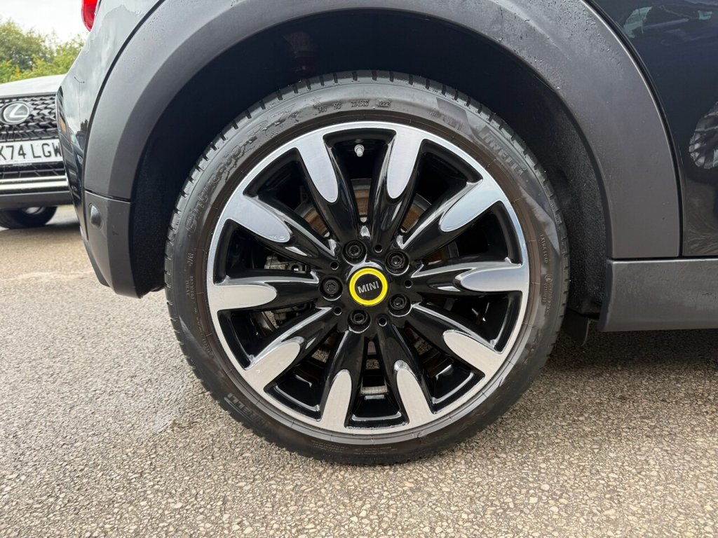 Used MINI Hatch 2023 for sale - 76706407: Photo 18