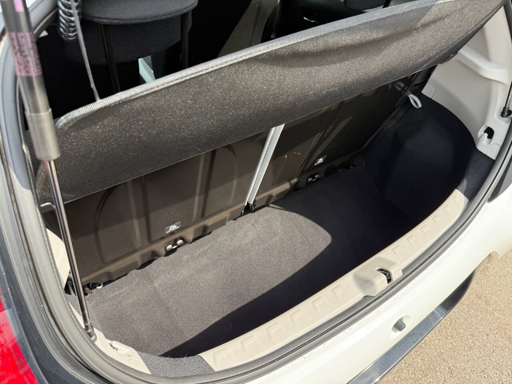 Used Toyota AYGO 2018 for sale - 76706400: Photo 32