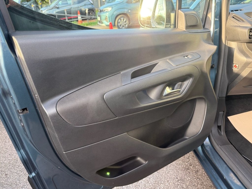 Used Citroen Berlingo 2024 for sale - 76706389: Photo 42