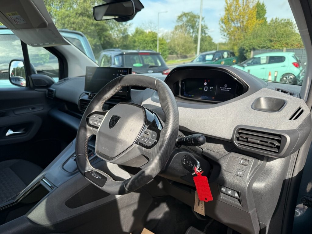 Used Peugeot Rifter 2024 for sale - 76706390: Photo 19