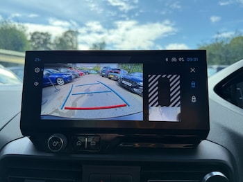 Used Peugeot Rifter 2024 for sale - 76706390: Photo