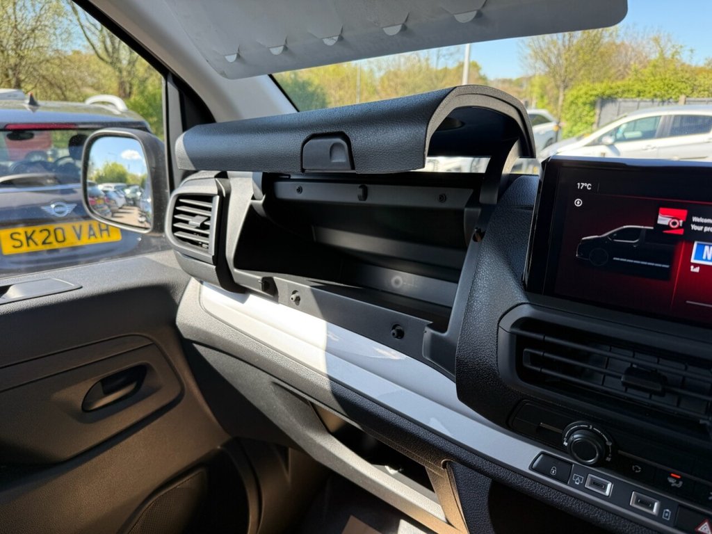 Used Vauxhall Vivaro Life 2025 for sale - 76706382: Photo 14