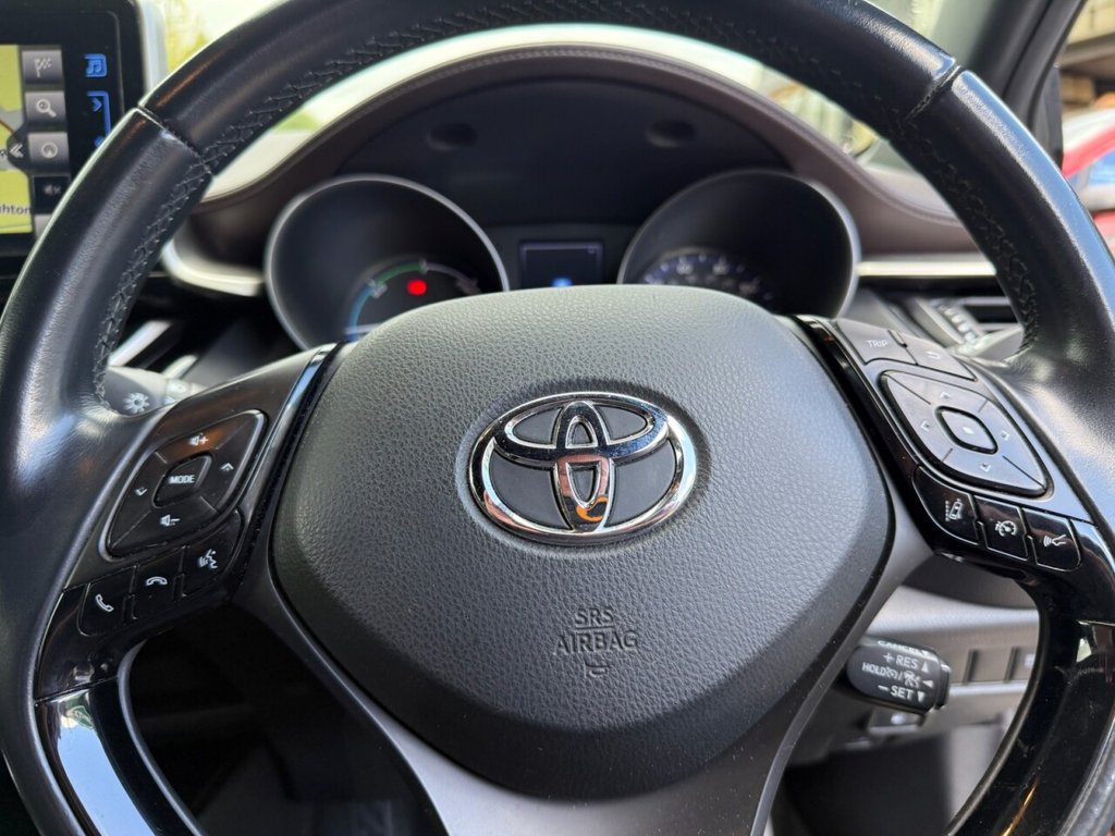 Used Toyota C-HR 2017 for sale - 76706381: Photo 11