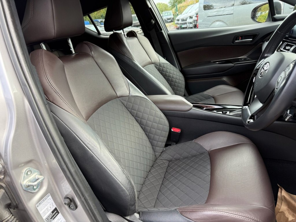 Used Toyota C-HR 2017 for sale - 76706381: Photo 17