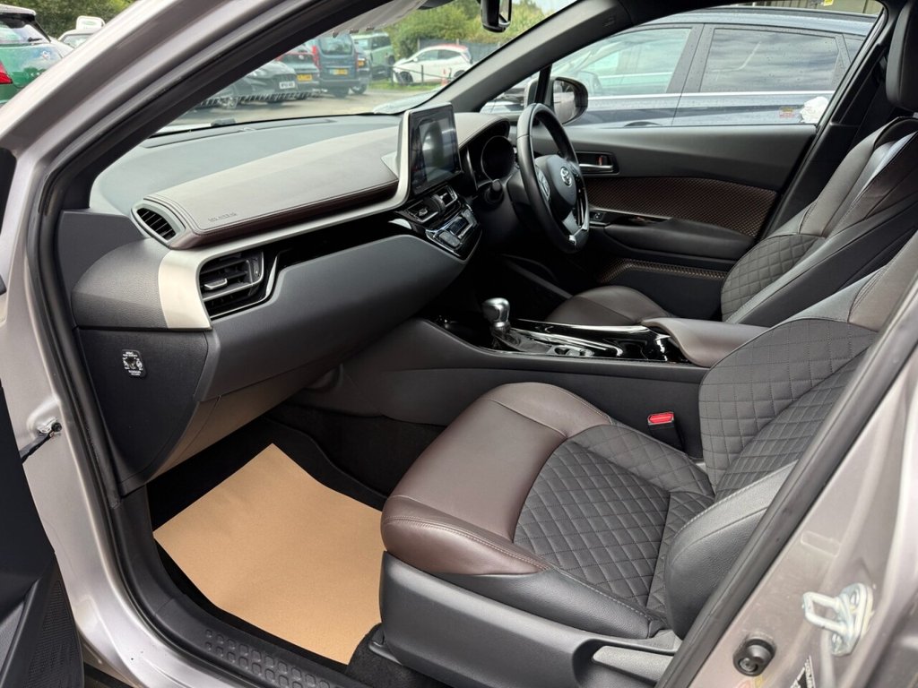 Used Toyota C-HR 2017 for sale - 76706381: Photo 27