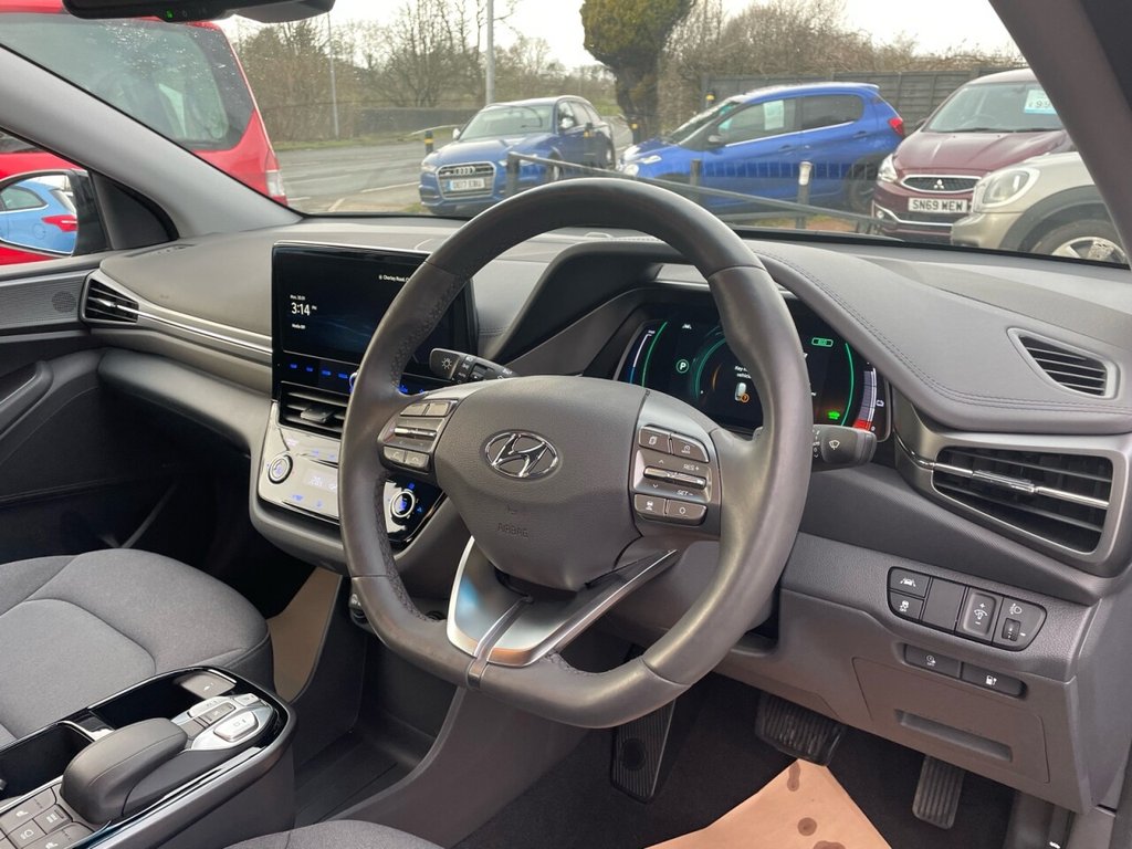 Used Hyundai IONIQ 2022 for sale - 76706378: Photo 32