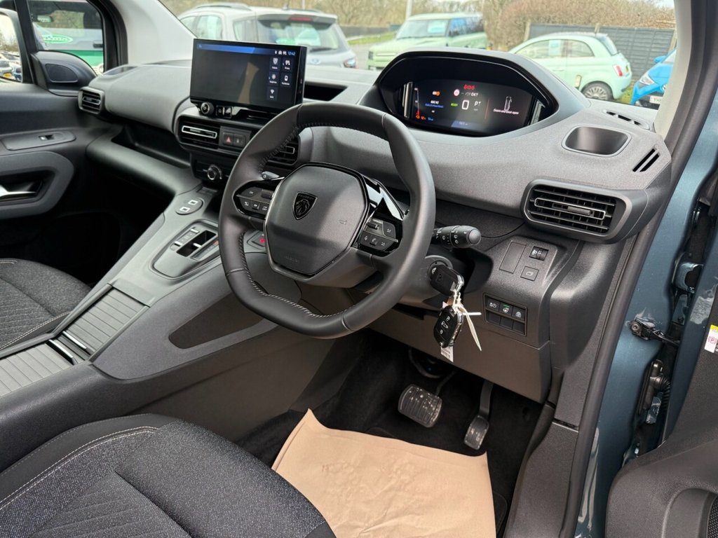 Used Peugeot e-Rifter 2025 for sale - 77276172: Photo 13