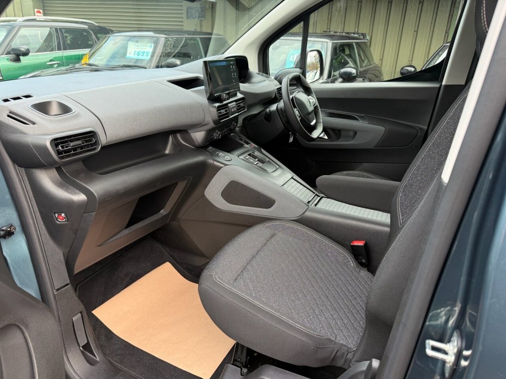 Used Peugeot e-Rifter 2025 for sale - 77276172: Photo 21