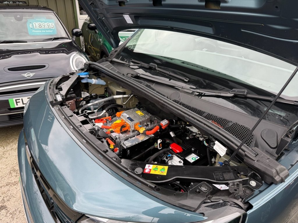 Used Peugeot e-Rifter 2025 for sale - 77276172: Photo 45