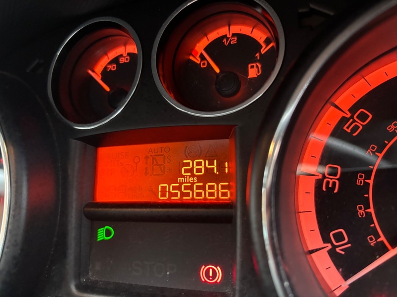 Used Peugeot 308 2011 for sale - 76934949: Photo 10