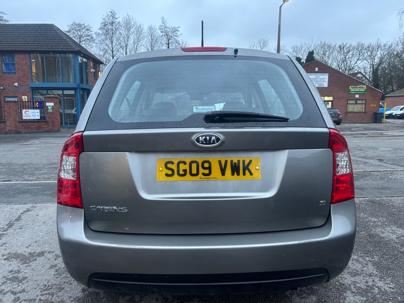 Used Kia Carens 2009 for sale - 77328874: Photo 11