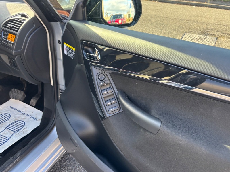 Used Citroen C4 2012 for sale - 76725257: Photo 10