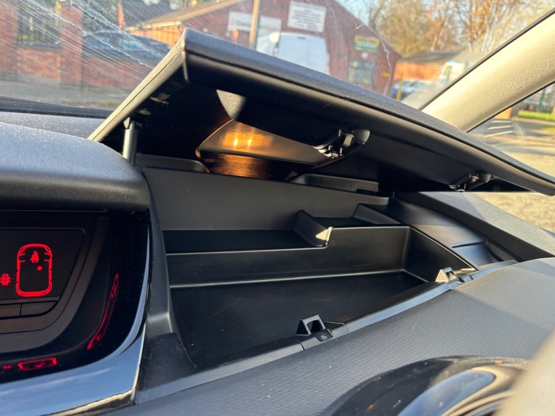 Used Citroen C4 2012 for sale - 76725257: Photo 19