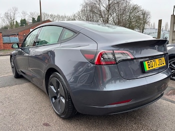 Used Tesla Model 3 2021 for sale - 77014683: Photo