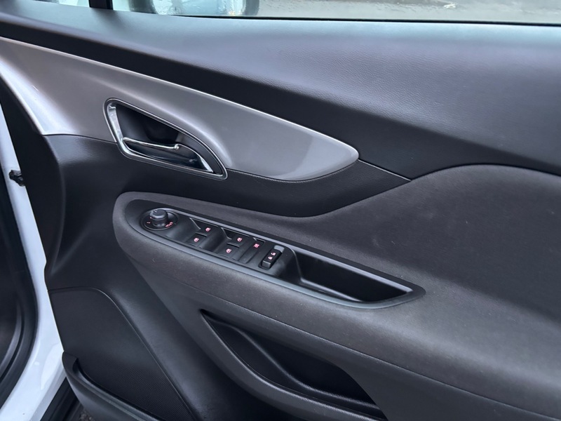 Used Vauxhall Mokka 2015 for sale - 76934952: Photo 10