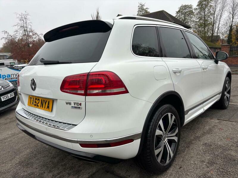 Used Volkswagen Touareg 2016 for sale - 76621471: Photo 2