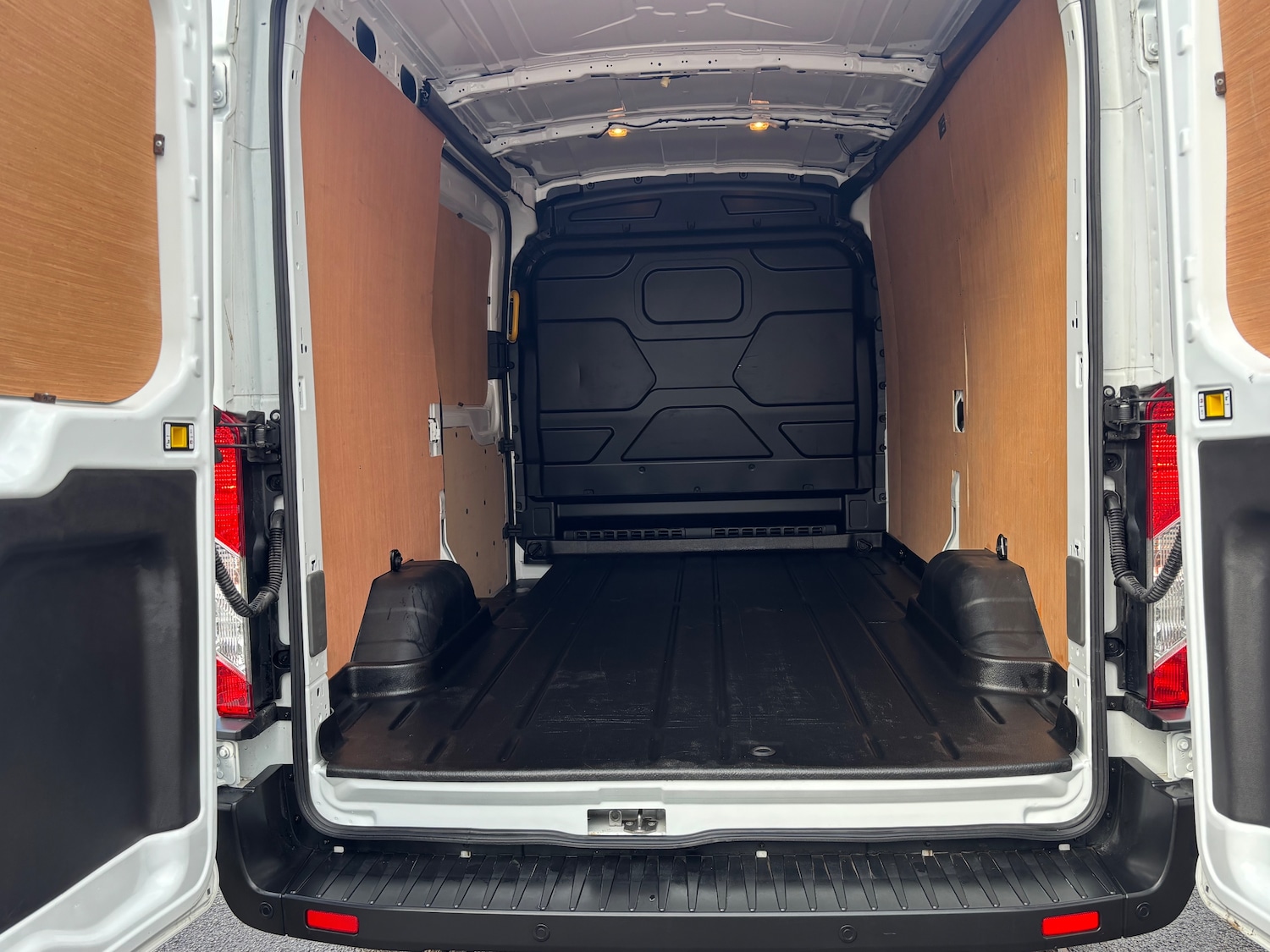 Used Ford Transit 2024 for sale - 78092312: Photo 20