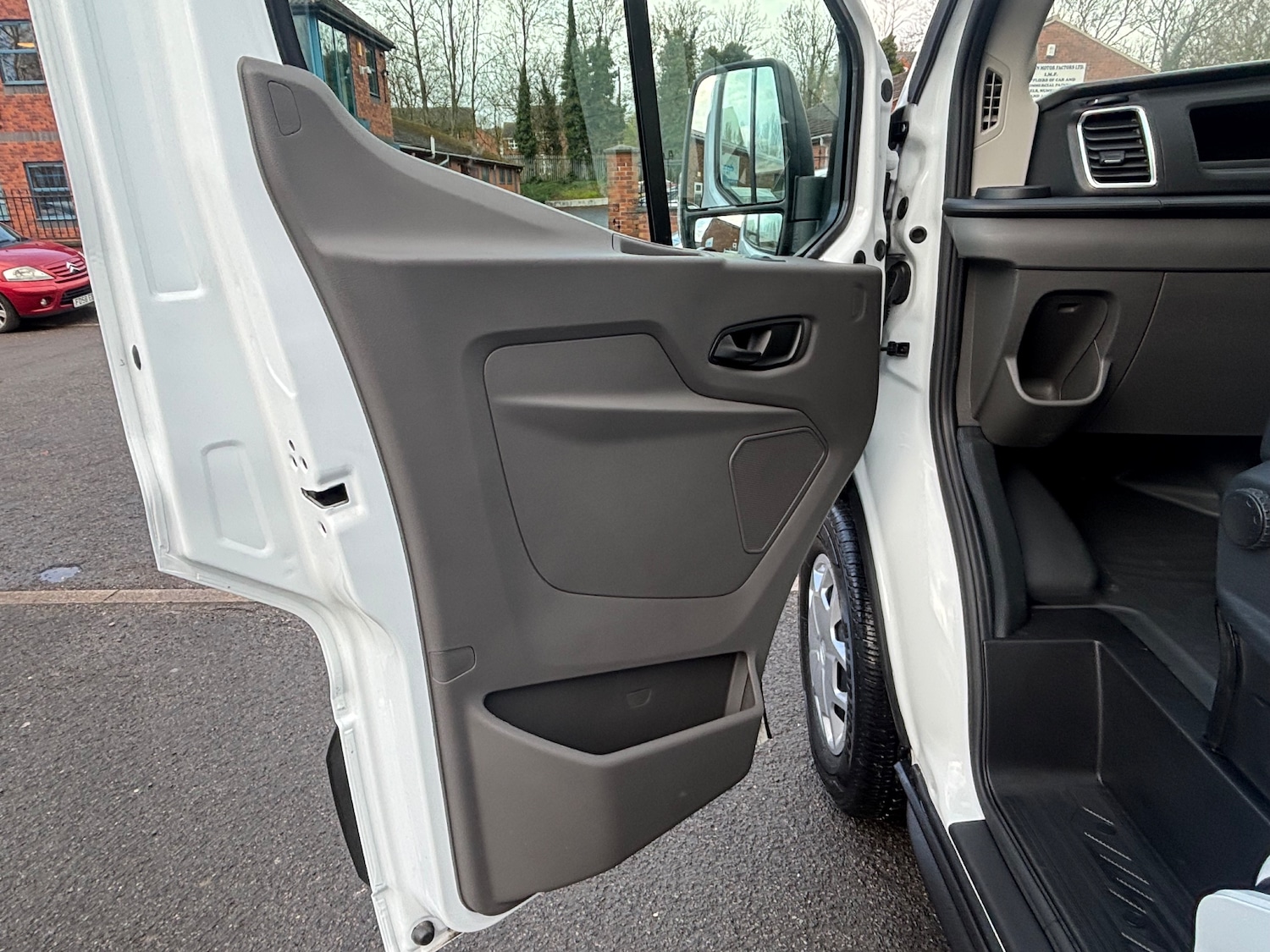 Used Ford Transit 2024 for sale - 78092312: Photo 28