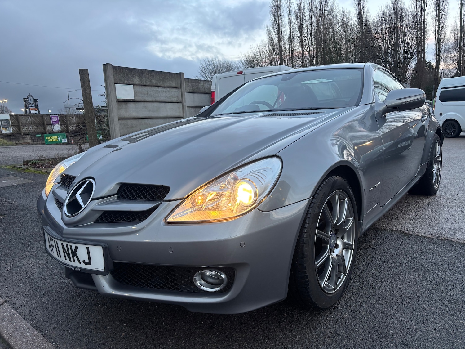 Used Mercedes-Benz SLK 2011 for sale - 77578890: Photo 3
