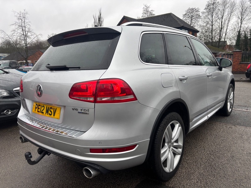 Used Volkswagen Touareg 2012 for sale - 77277032: Photo 2