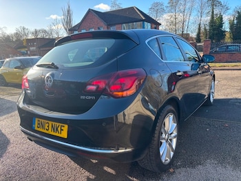 Used Vauxhall Astra 2013 for sale - 76712216: Photo