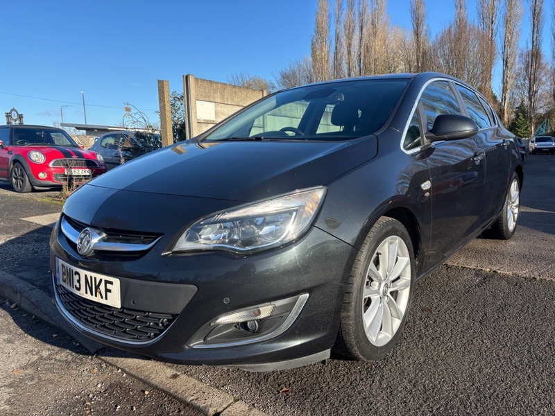 Used Vauxhall Astra 2013 for sale - 76712216: Photo 4