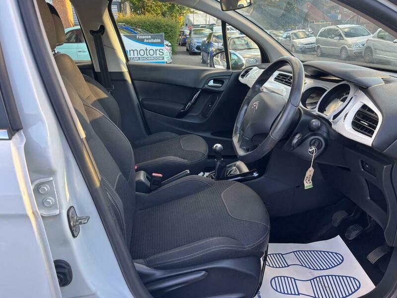 Used Citroen C3 2013 for sale - 76621472: Photo 9