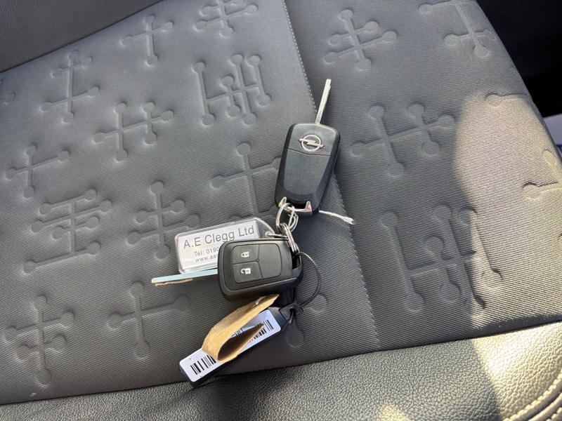 Used Vauxhall Meriva 2012 for sale - 76621470: Photo 31