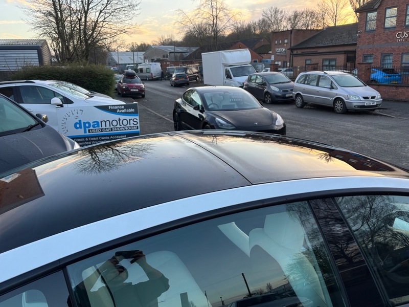 Used Tesla Model 3 2021 for sale - 76962944: Photo 9