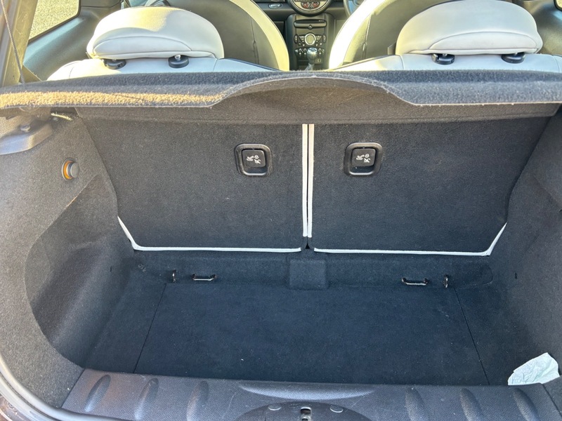 Used MINI Hatch 2011 for sale - 76712230: Photo 10