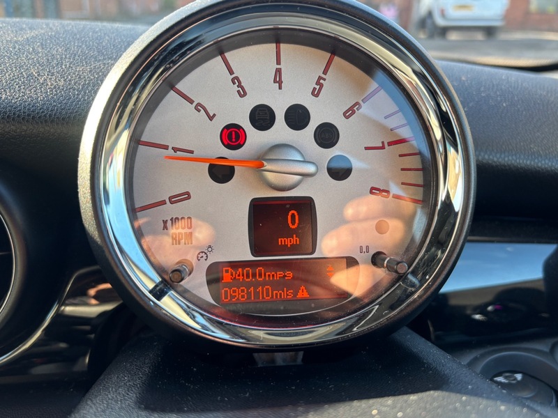 Used MINI Hatch 2011 for sale - 76712230: Photo 17