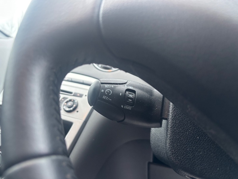 Used Peugeot 308 2012 for sale - 76934951: Photo 13