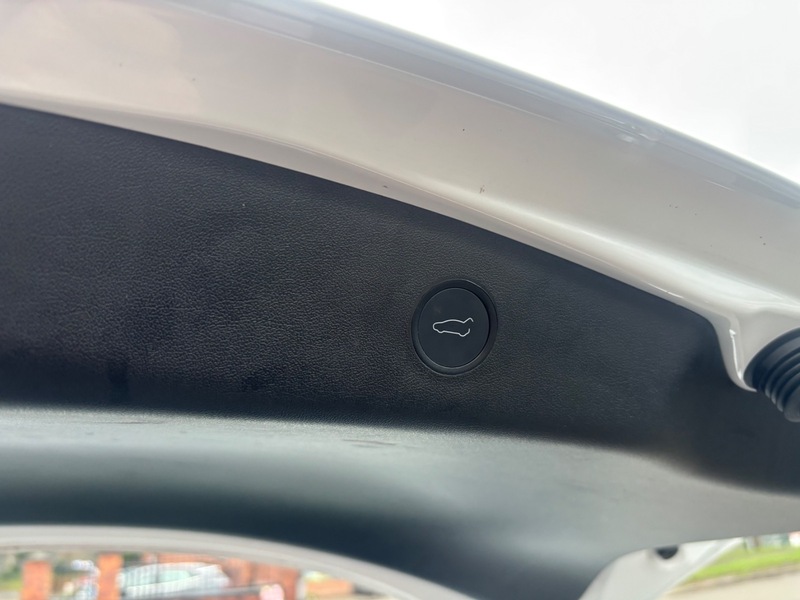 Used Tesla Model 3 2021 for sale - 76934950: Photo 11