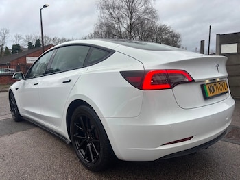 Used Tesla Model 3 2021 for sale - 76934950: Photo