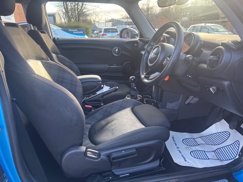 Used MINI Hatch 2015 for sale - 76924111: Photo 8