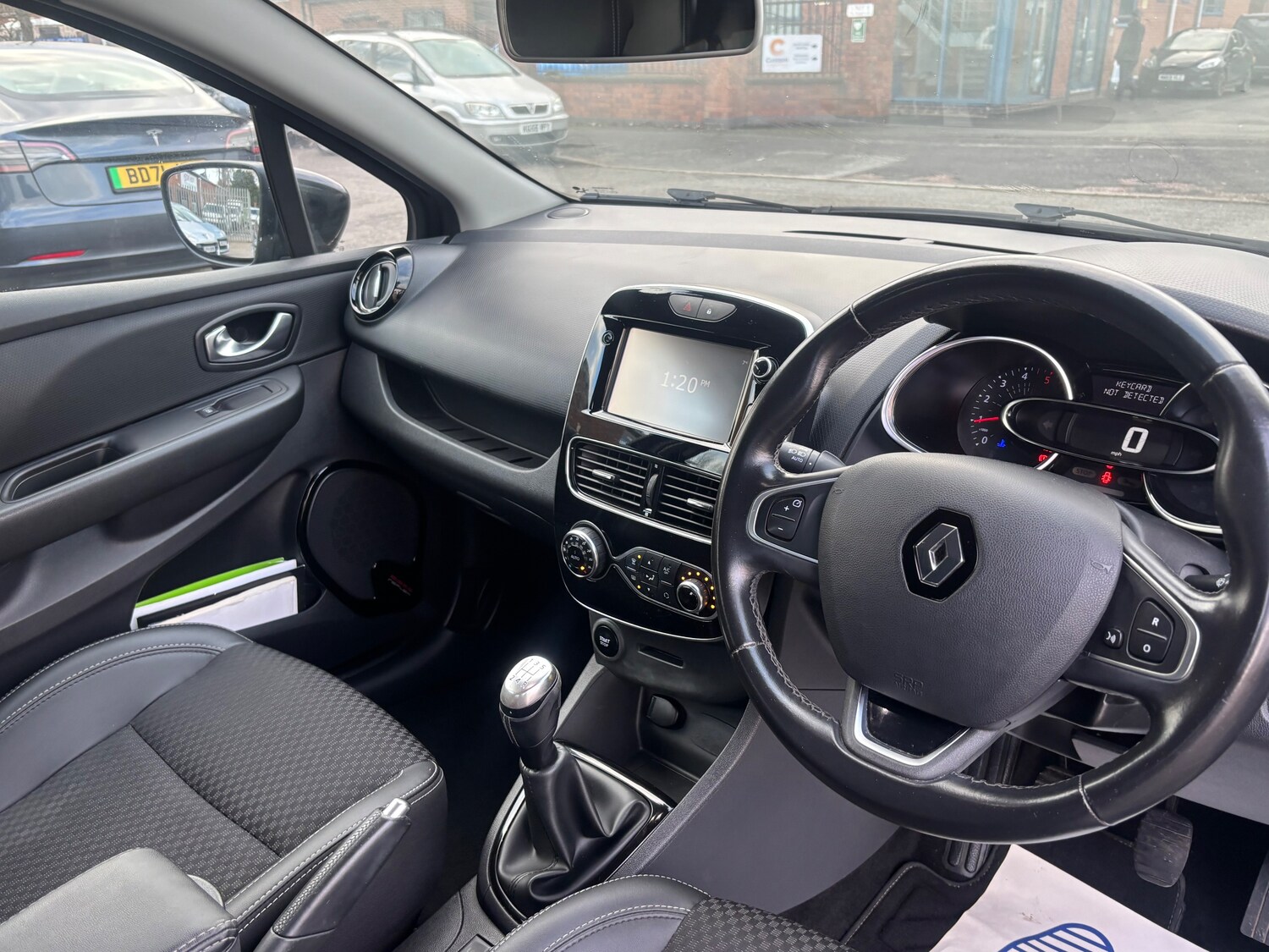 Used Renault Clio for sale - 78177251: Photo 14