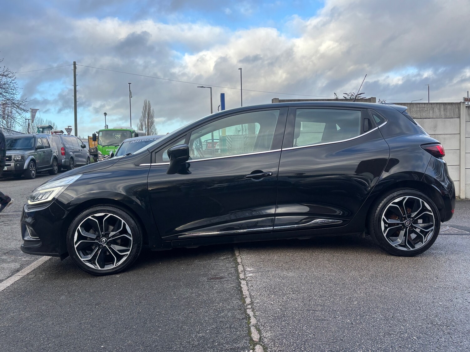 Used Renault Clio for sale - 78177251: Photo 28