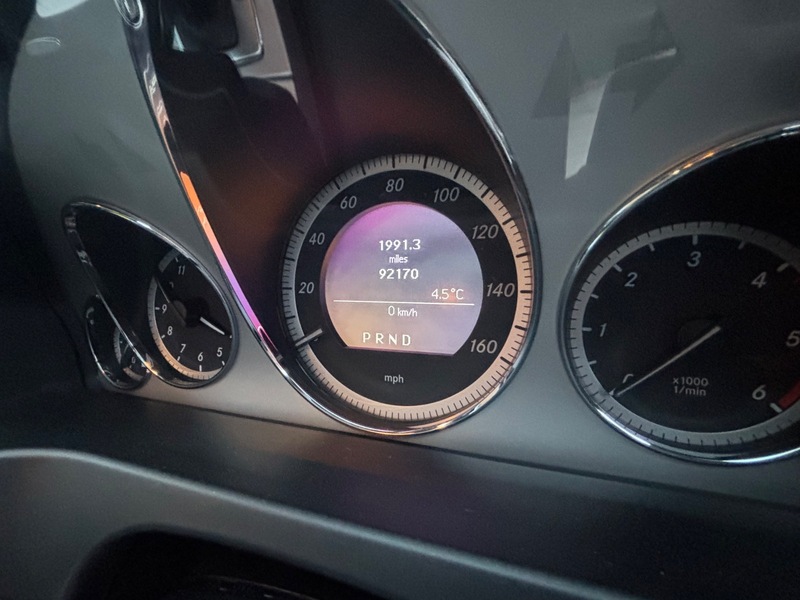 Used Mercedes-Benz E Class 2010 for sale - 77328873: Photo 31