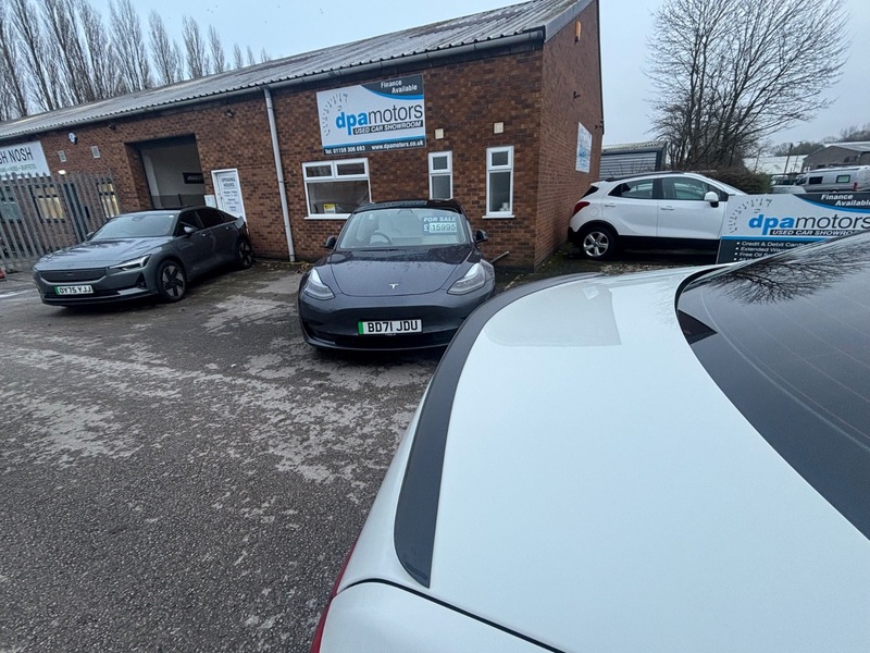 Used Mercedes-Benz E Class 2010 for sale - 77328873: Photo 32