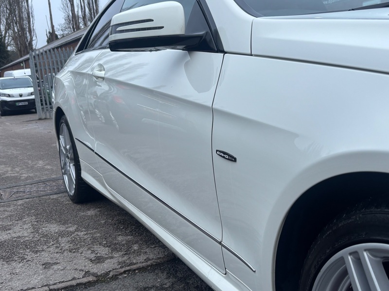 Used Mercedes-Benz E Class 2010 for sale - 77328873: Photo 8