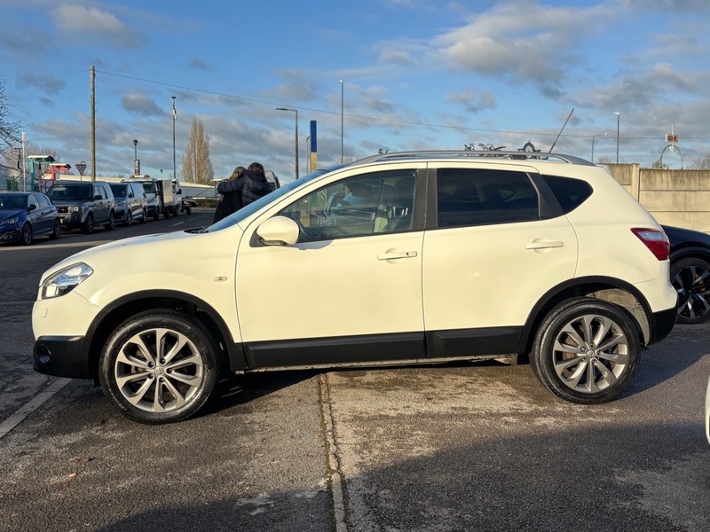 Used Nissan Qashqai 2013 for sale - 76725258: Photo 30