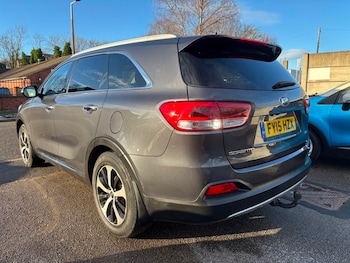 Used Kia Sorento 2015 for sale - 77089540: Photo