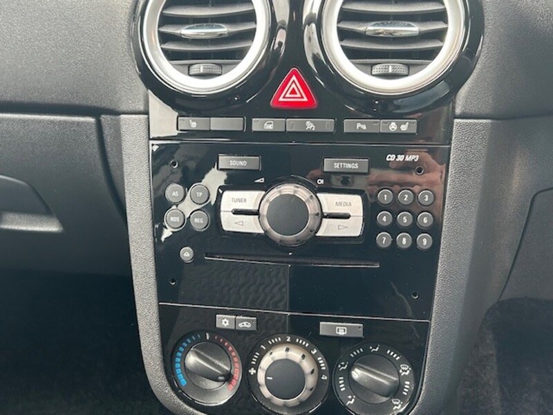Used Vauxhall Corsa 2013 for sale - 78004013: Photo 12