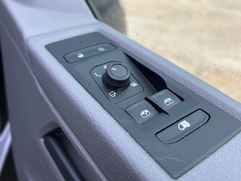 Used Volkswagen Transporter 2023 for sale - 76411911: Photo 22