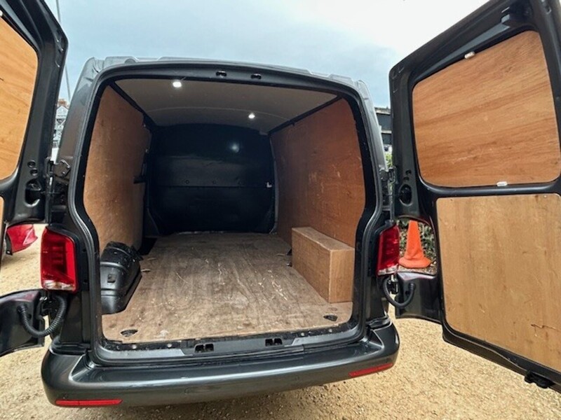 Used Volkswagen Transporter 2023 for sale - 76411911: Photo 24