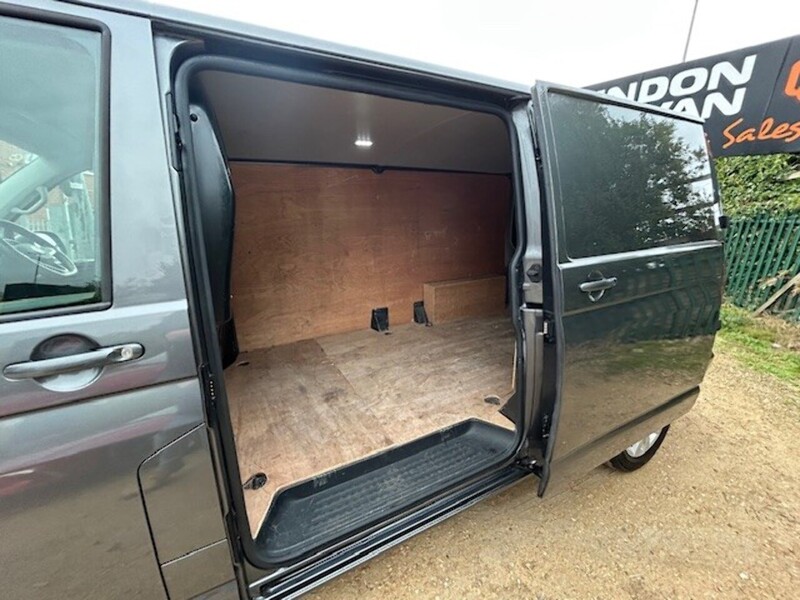 Used Volkswagen Transporter 2023 for sale - 76411911: Photo 25