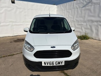Used Ford Transit Courier 2016 for sale - 79174840: Photo