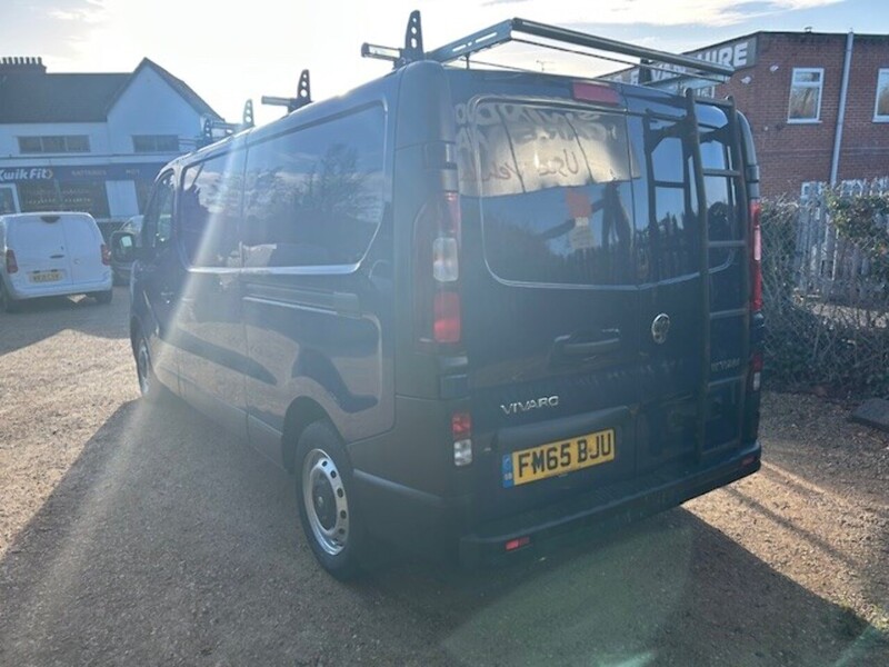 Used Vauxhall Vivaro 2016 for sale - 77172738: Photo 6