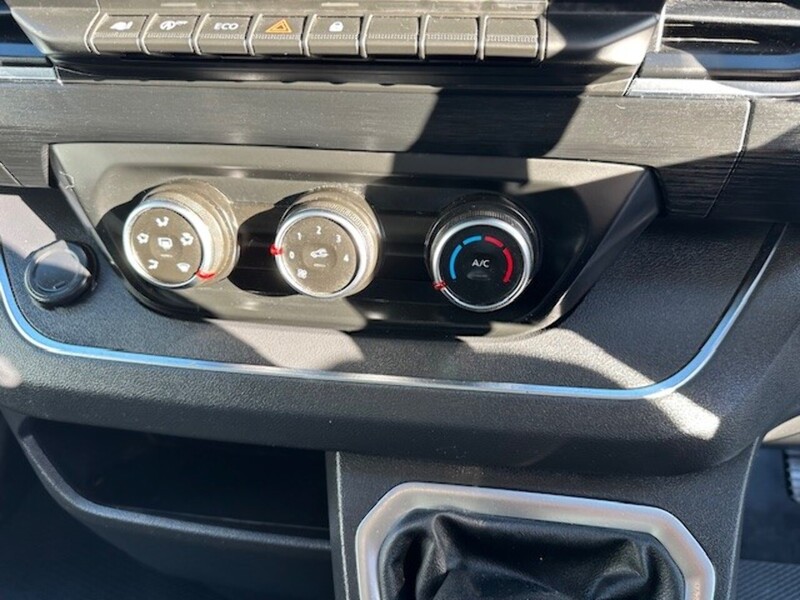 Used Renault Trafic 2022 for sale - 77584159: Photo 11