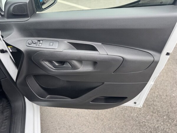 Used Vauxhall Combo 2023 for sale - 75432702: Photo 31